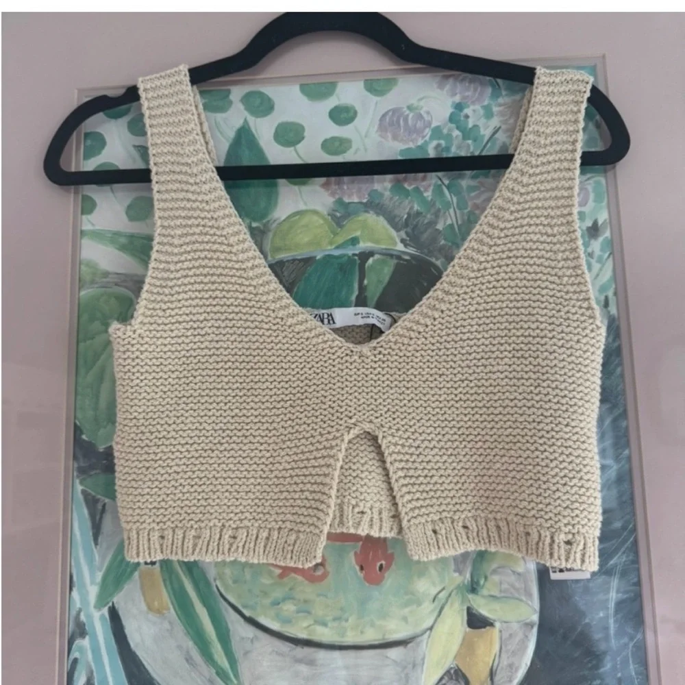 Zara Cream Knit Notch Crop Tank Top - Picture 2 of 4